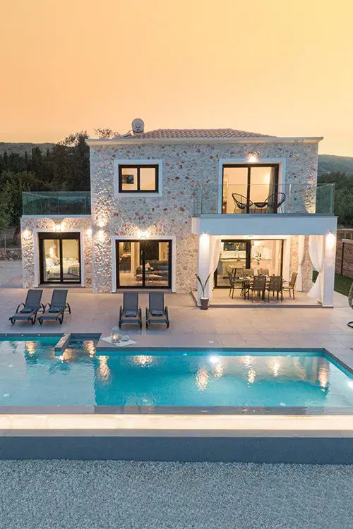 Why You Should Buy a Villa in Dubai This Year