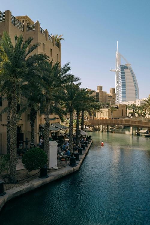 How to Negotiate the Best Deal on Off-Plan Property in Dubai (2025 Guide)
