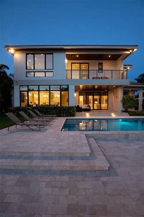 Dubai Real Estate Investors Favor Villas over Apartments