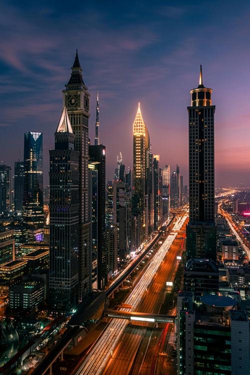 Dubai vs. Abu Dhabi: Which City Offers Better Off-Plan Investment Opportunities?